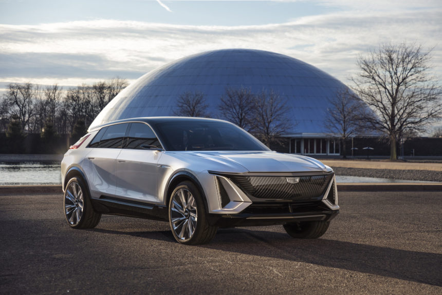 GM’s Electric Cadillac Lyriq Arrives Spring 2022 With +300-Mile Range, $60,000 Starting Price