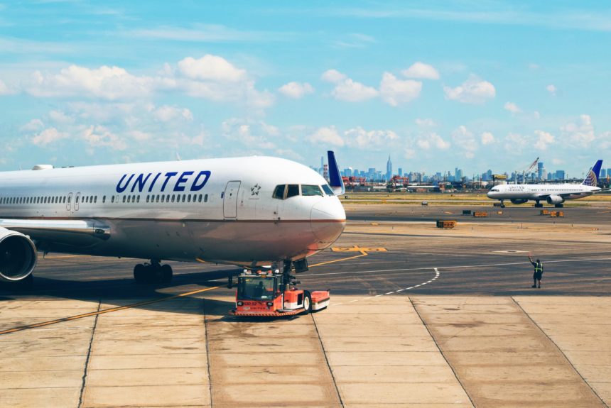 United Airlines invests in carbon-capture project to be 100% green by 2050