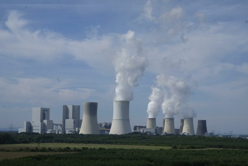 The Global Nuclear Power Comeback