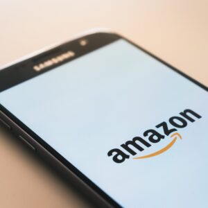 Amazon Wants to Turn Its Supply Chain Green