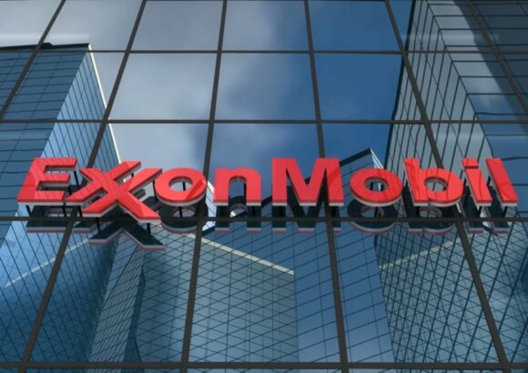 Exxon’s chief has a warning for Republicans